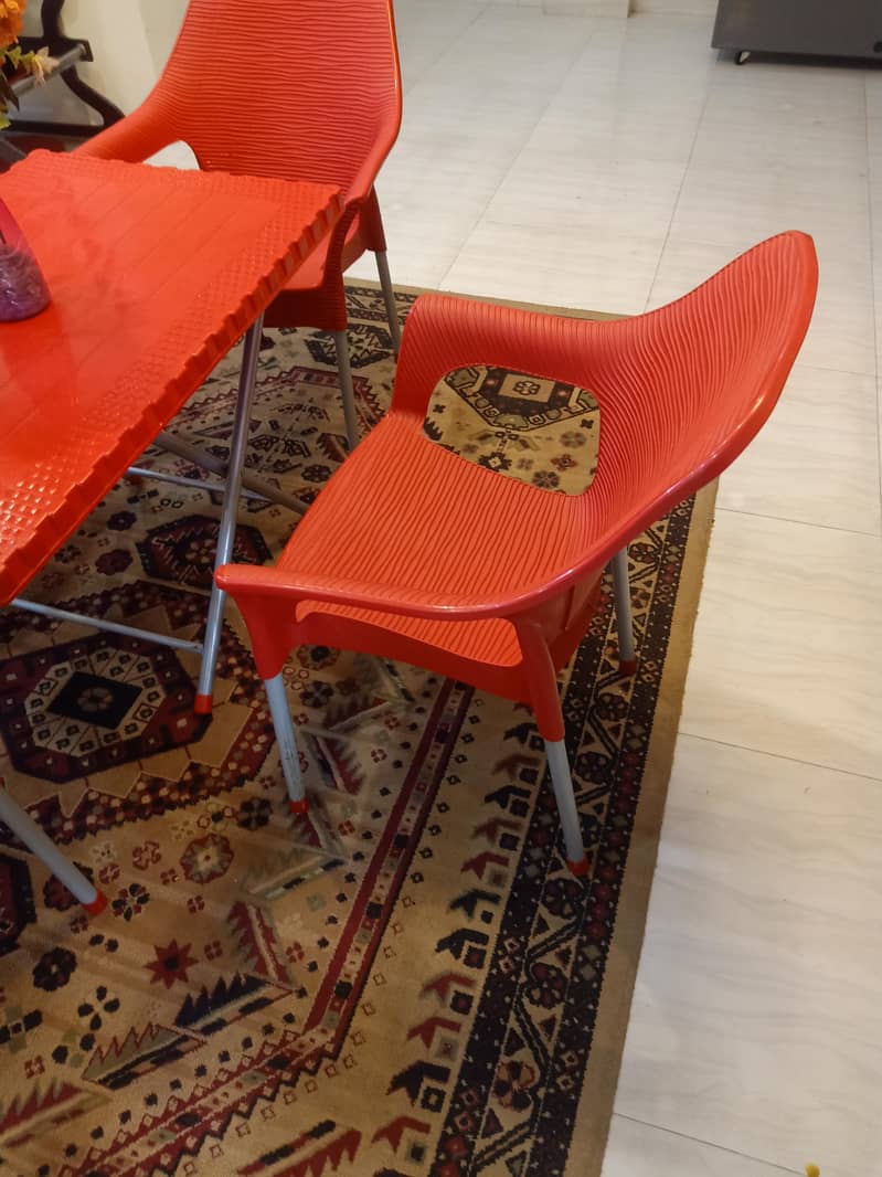 4 Plastic Chairs Table Set 5