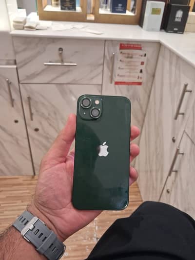 Apple iPhone 13 jv