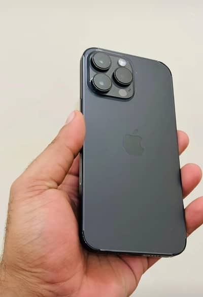 14 pro max 6 month sa sim chal rahai hai first owner hai
