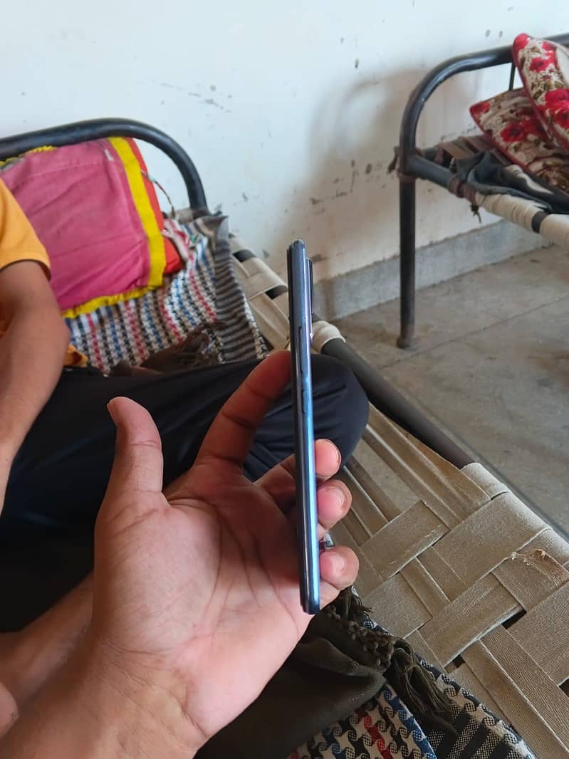 Vivo V21e 1