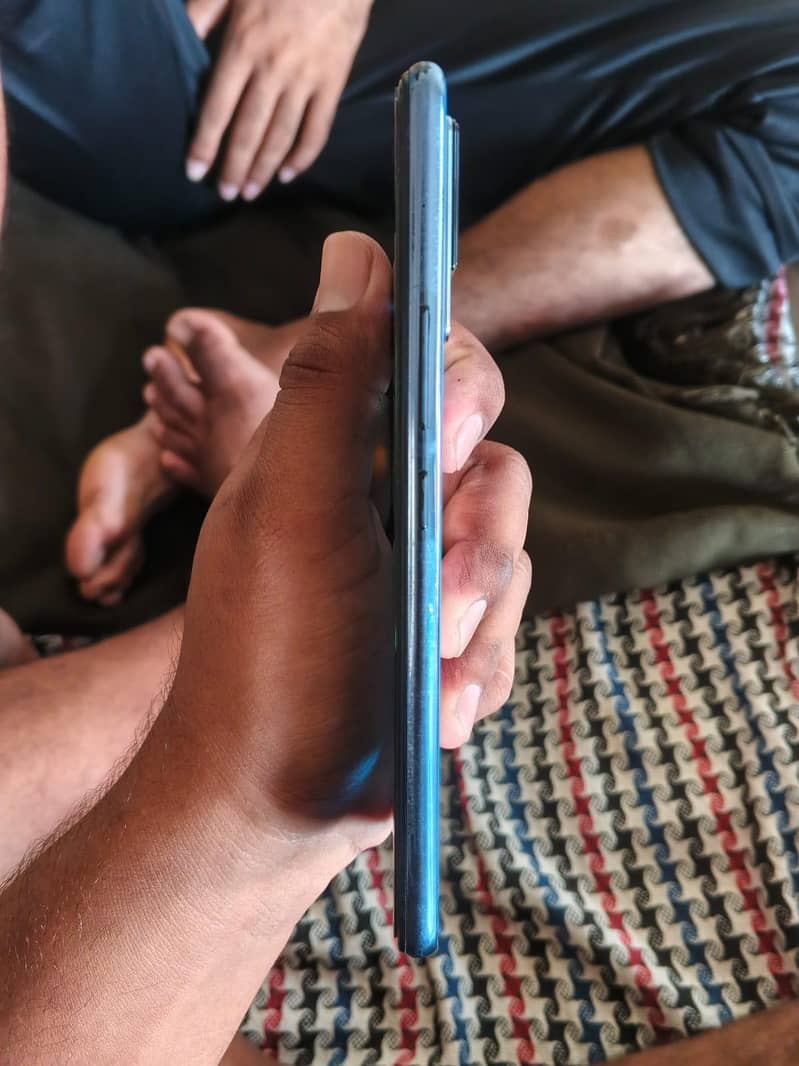 Vivo V21e 8