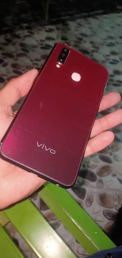 Vivo Y17