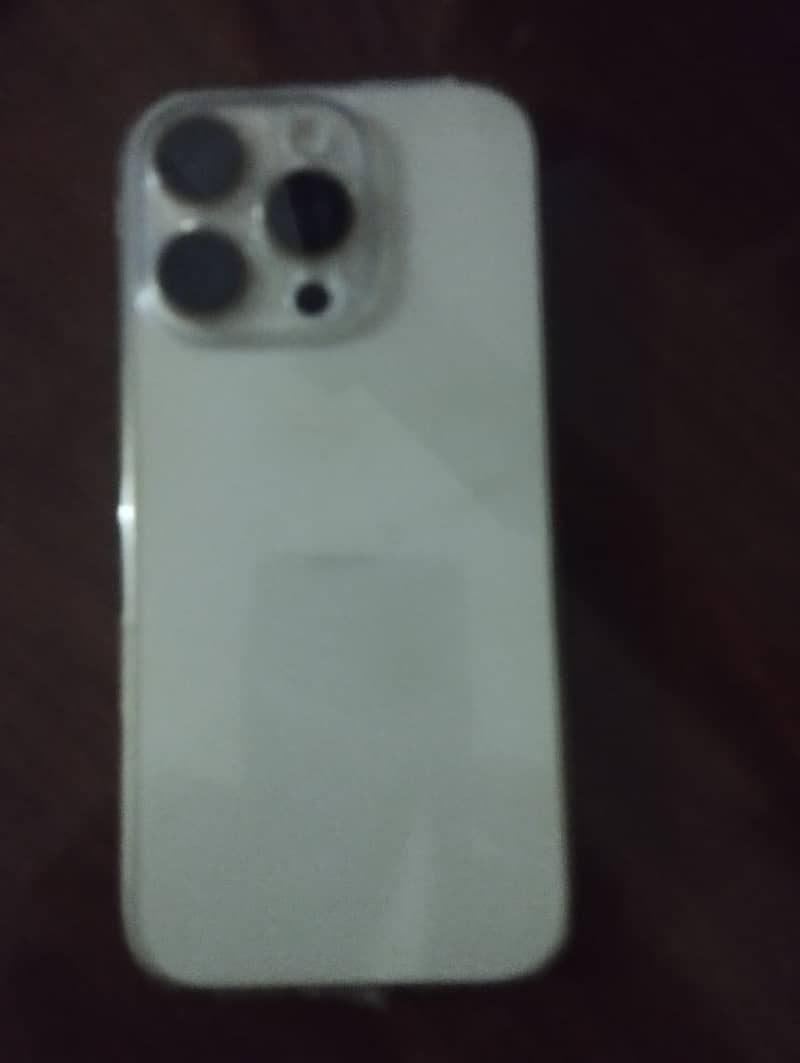Apple iPhone 16 Pro 5