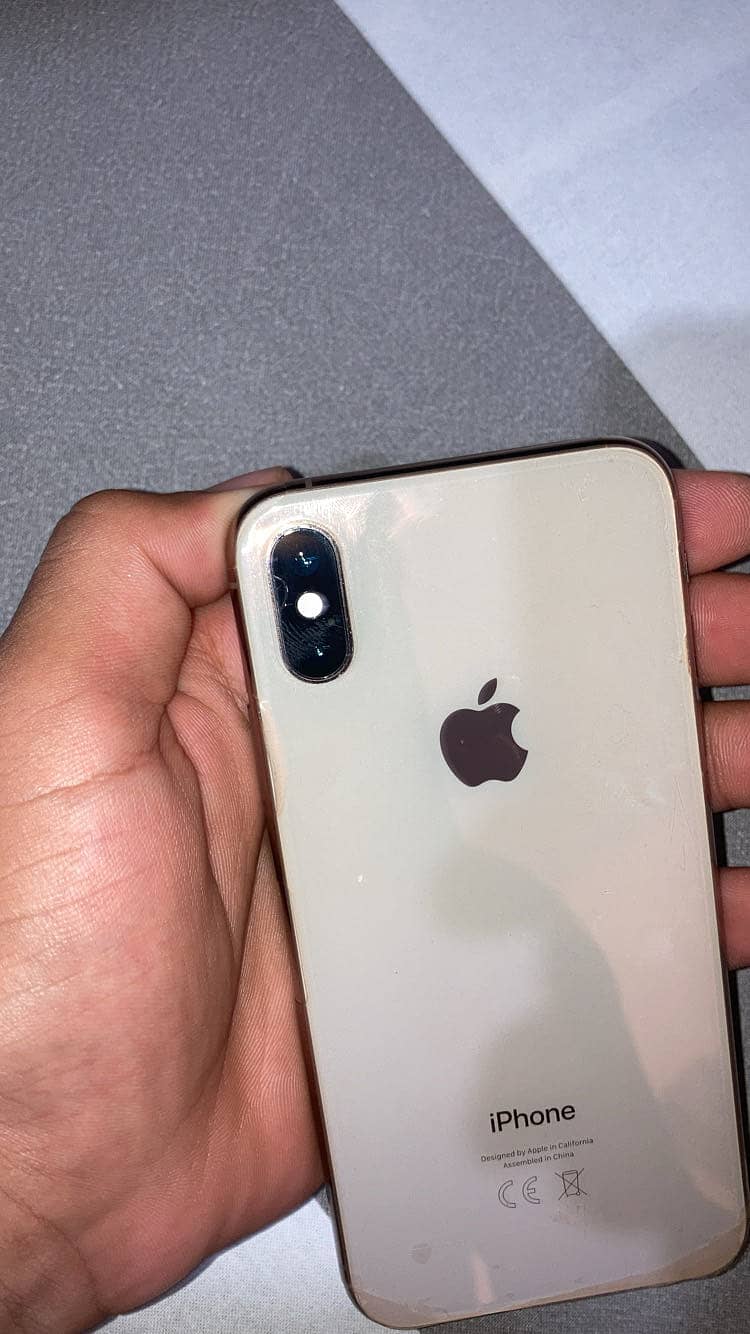 Apple iPhone XS 6