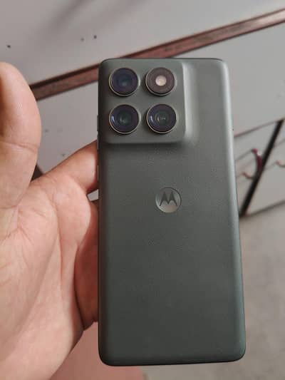 Motorola Edge 2025