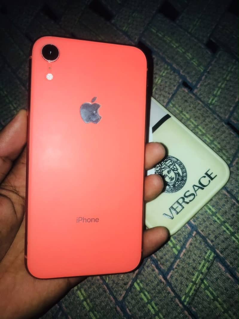 Apple iPhone XR 5