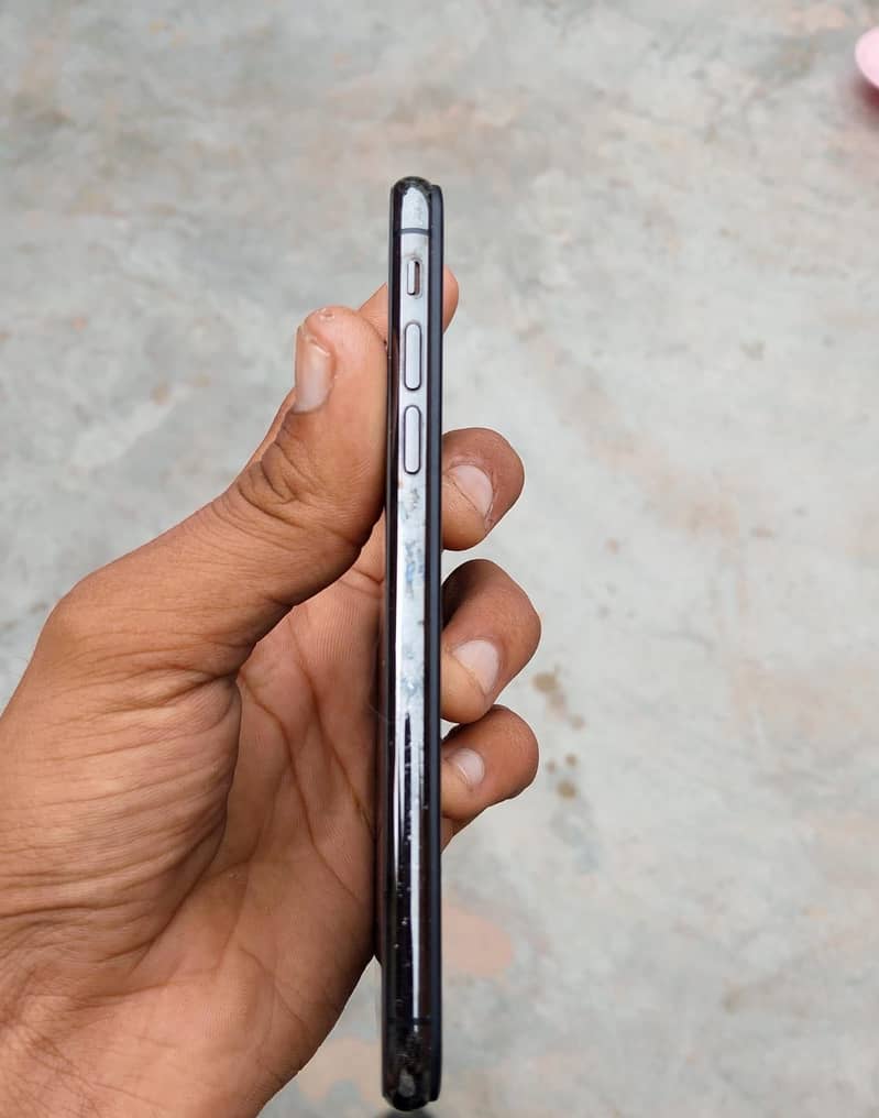 Apple iPhone X 2