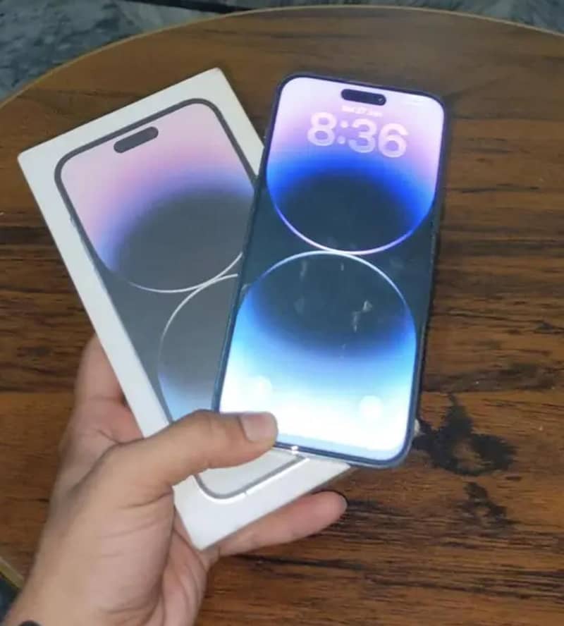 Apple iPhone 14 Pro Max 1