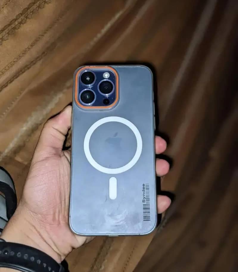Apple iPhone 14 Pro Max 3
