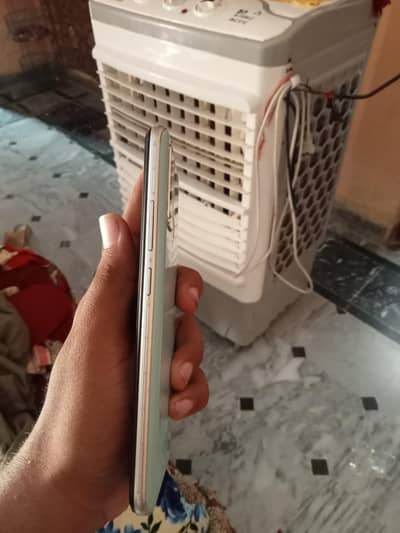 Vivo Y30