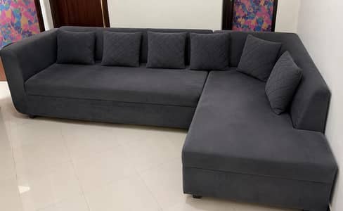 Lshap sofa