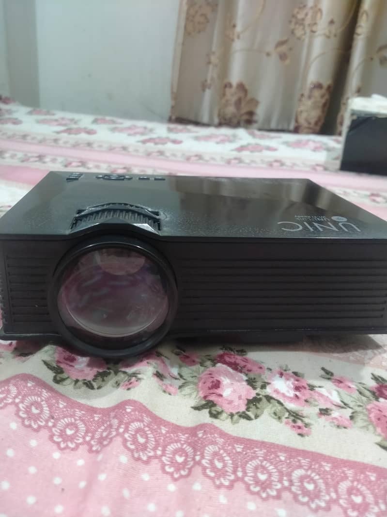 Unic projector 1