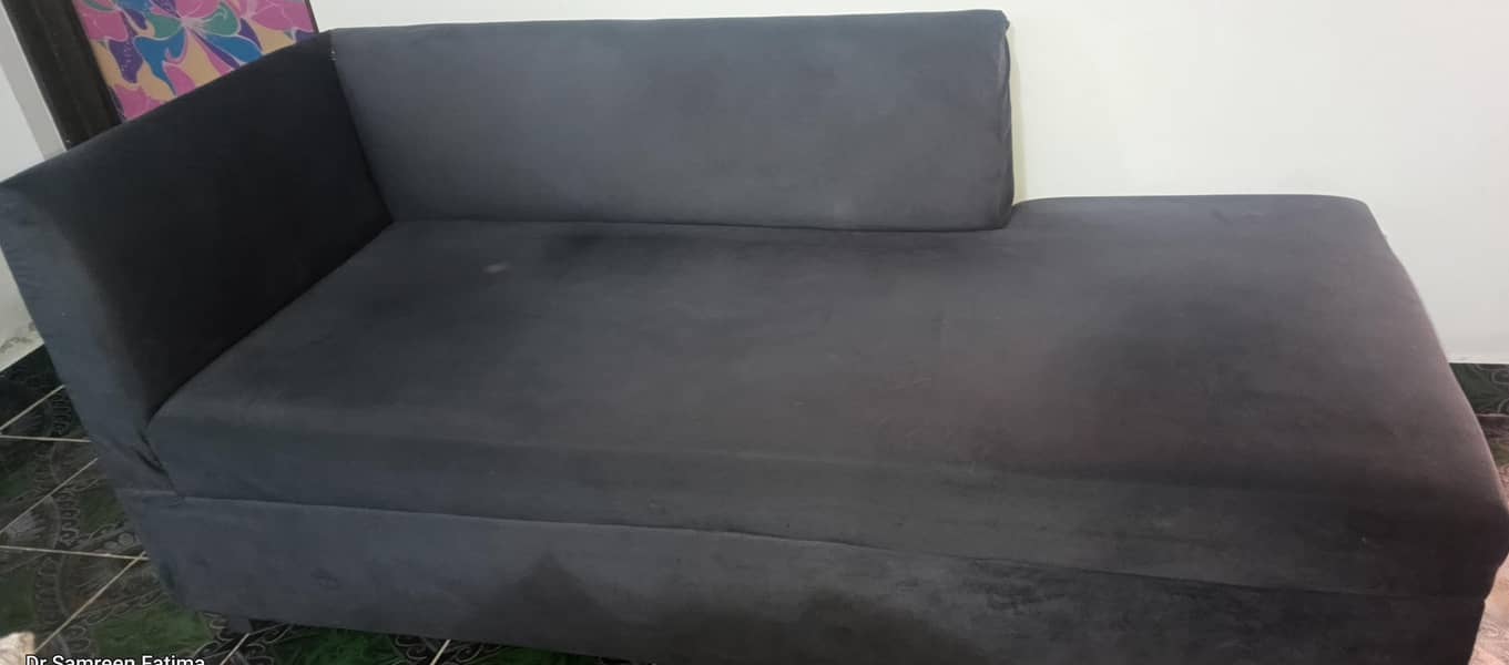 Lshap sofa 1