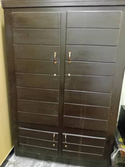2 door wardrobe