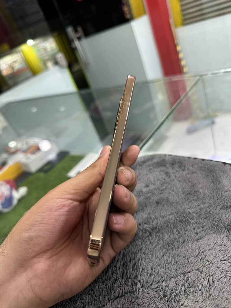Honor X9d 4