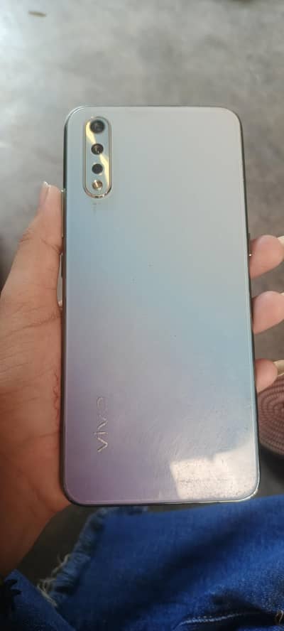 Vivo S1