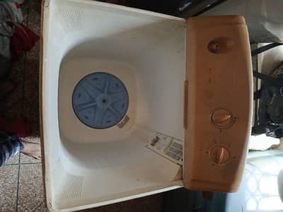 Washing machine good condition. Dawlance DW5100