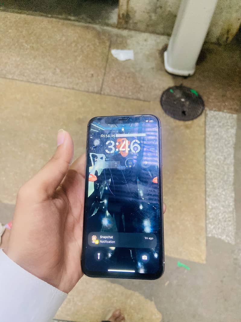Apple iPhone X 6