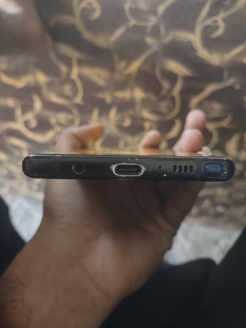 Samsung Mobile Note 9 3