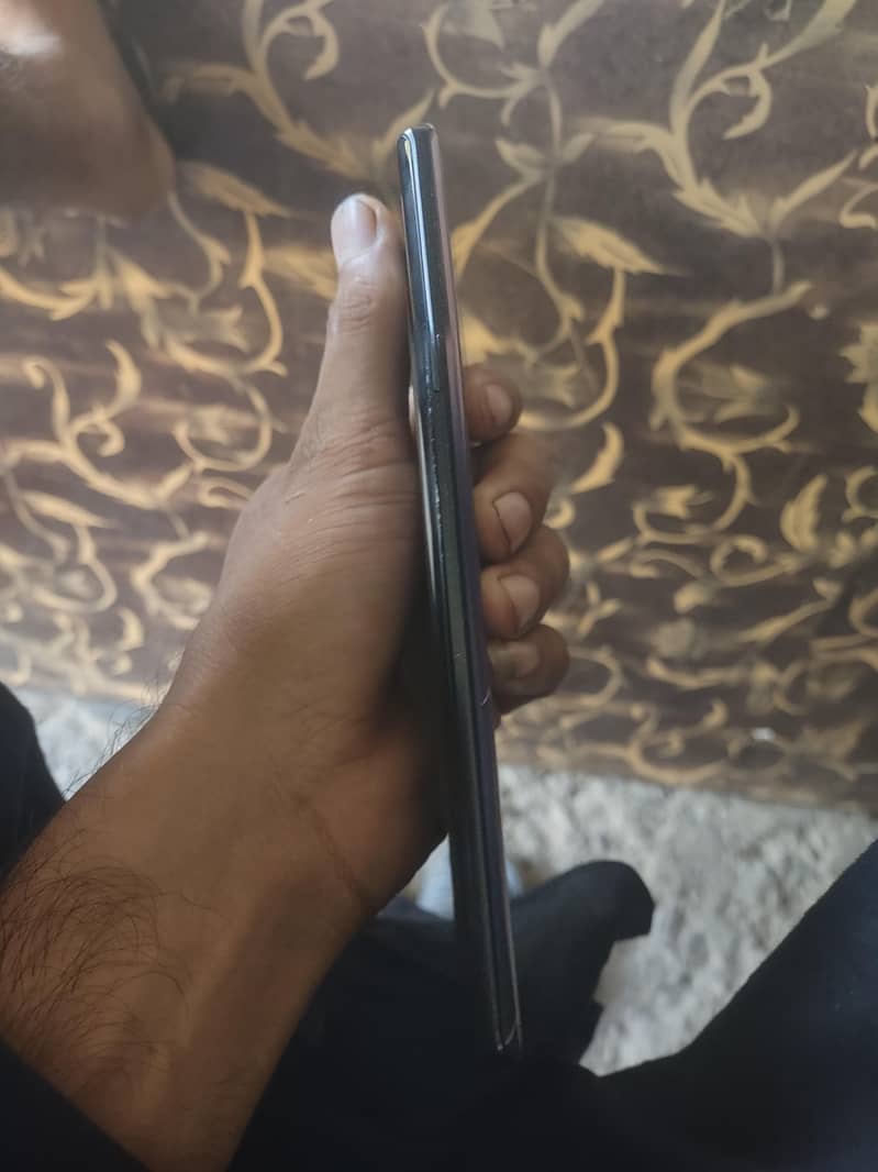 Samsung Mobile Note 9 5