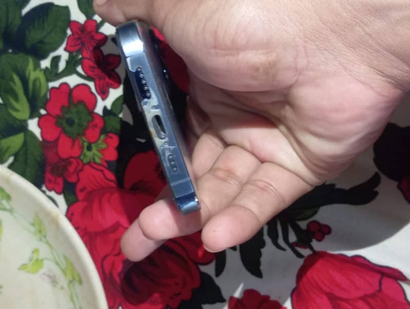 Apple iPhone 13 Pro 5