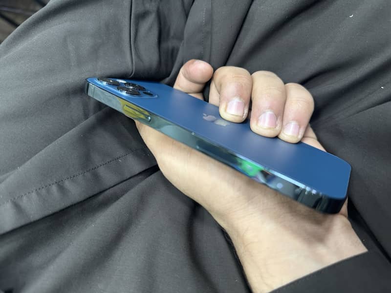Apple iPhone 12 Pro 1