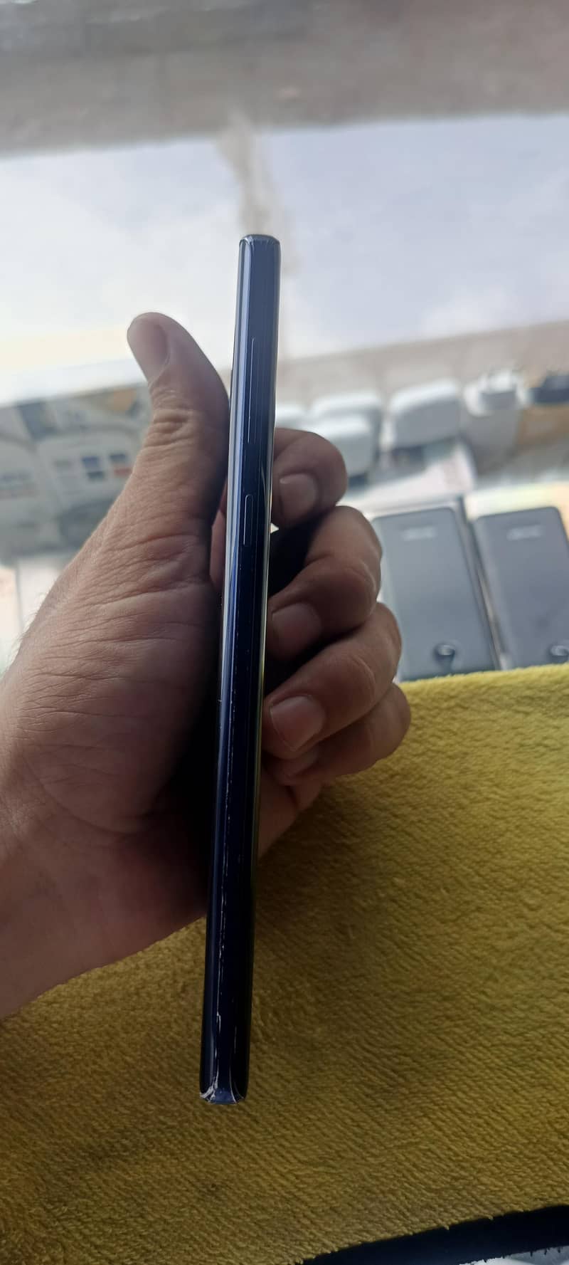 Samsung Mobile Note 9 5