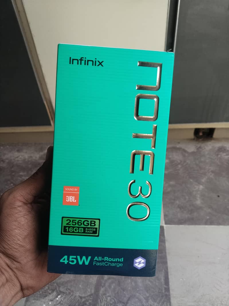 Infinix Note 30 10