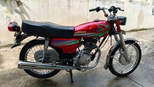 HONDA CG125 2013 in original condition only crank shaft bearing sound