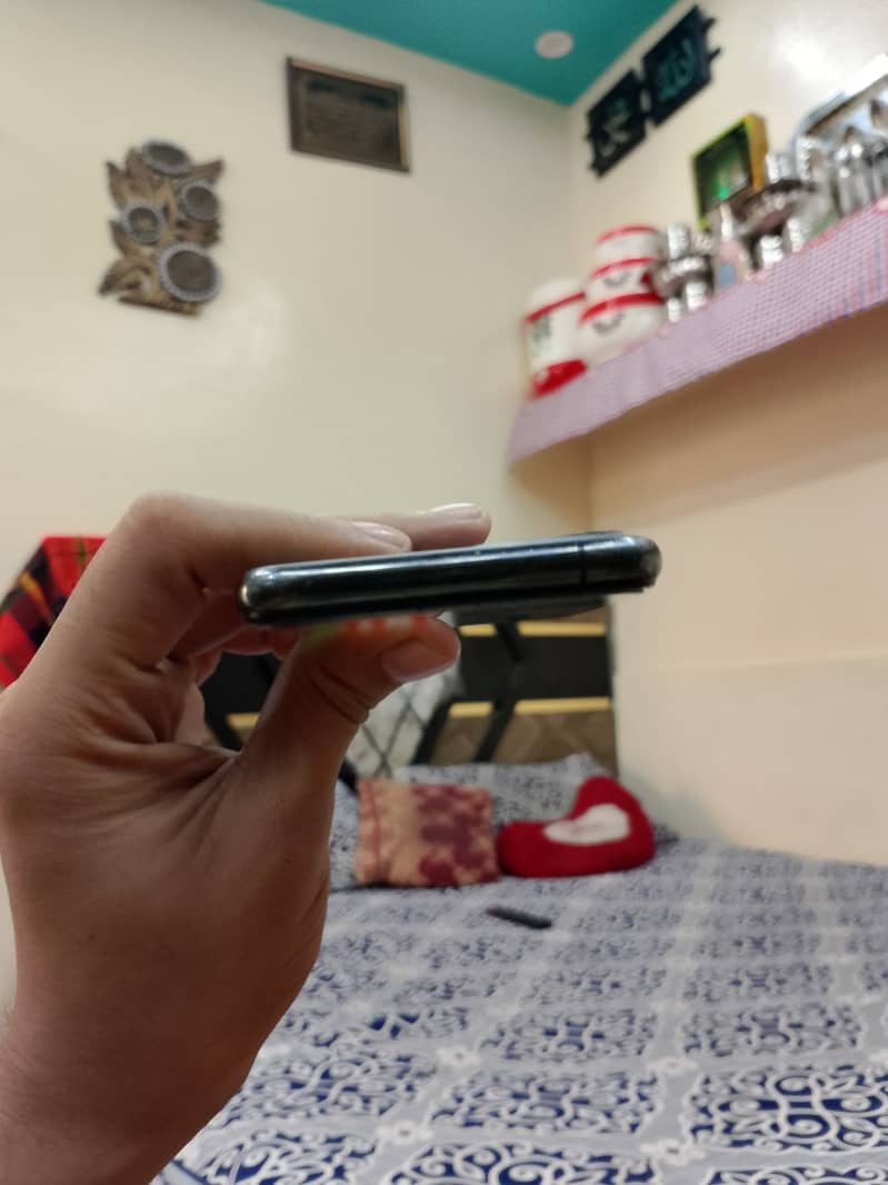 Iphone 11pro 5