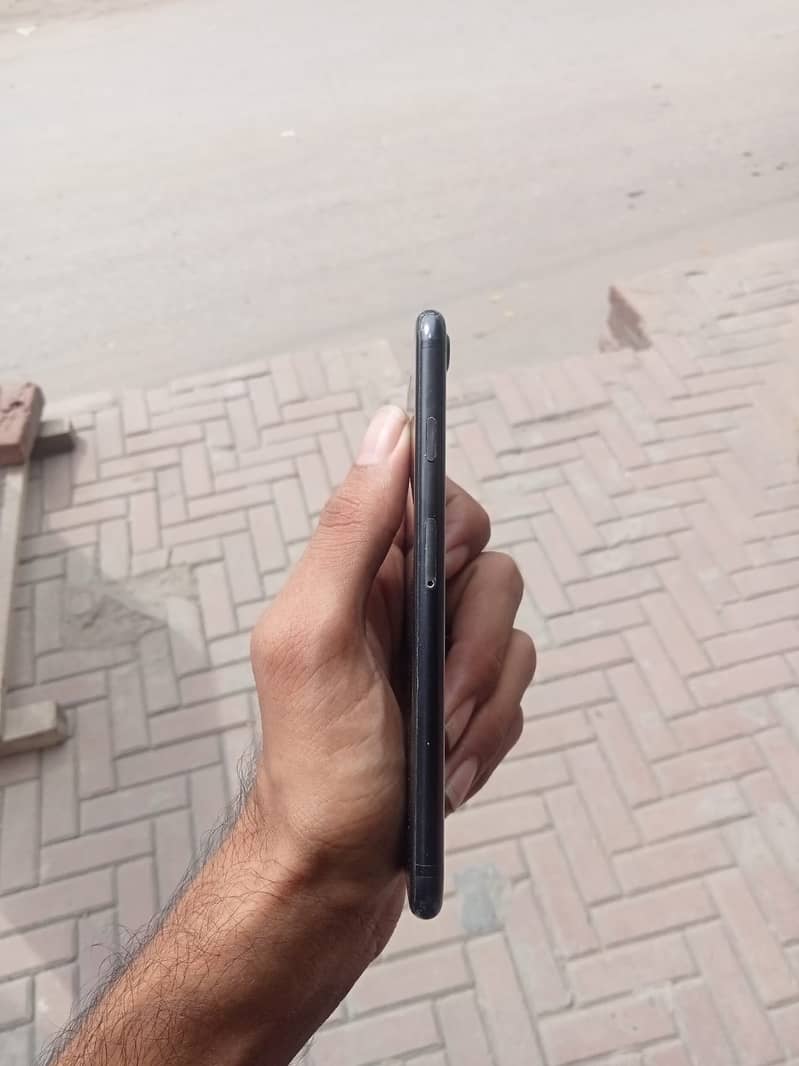 iPhone 7 PTA Approved 5