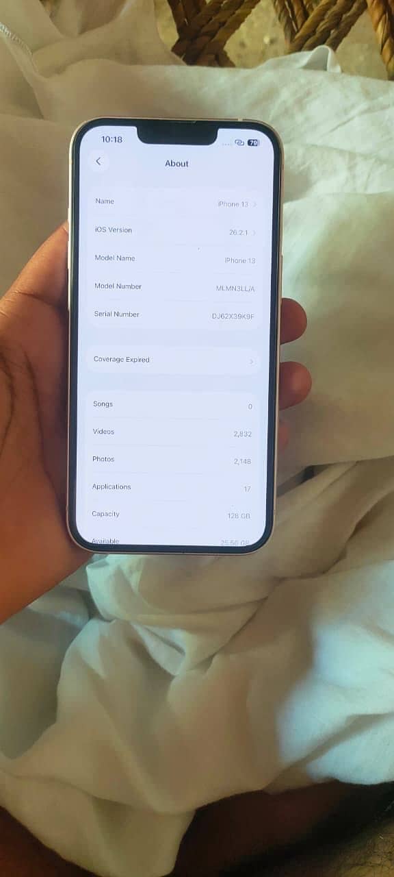 Apple iPhone 13 5