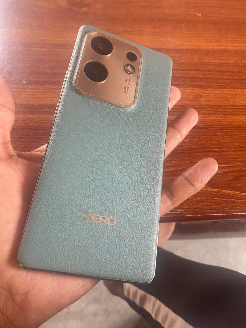Infinix Zero 30 1