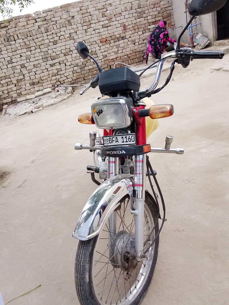 CD 70 22Modal 1