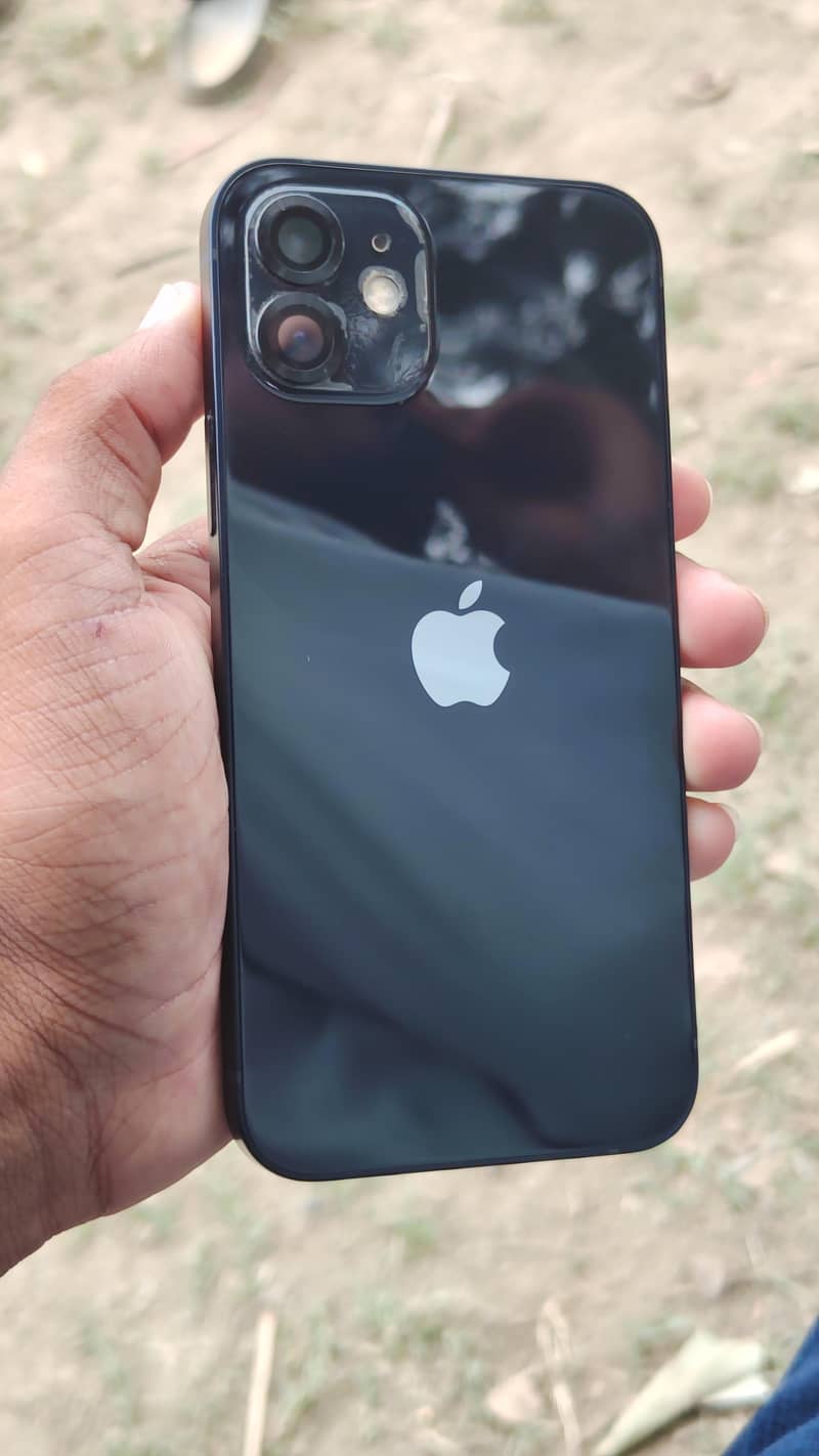 Apple iPhone 12 7