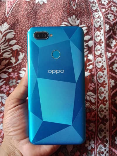 OPPO A12