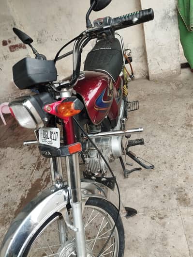 urgent sell united 2024 model with  % all genuine 03029220692