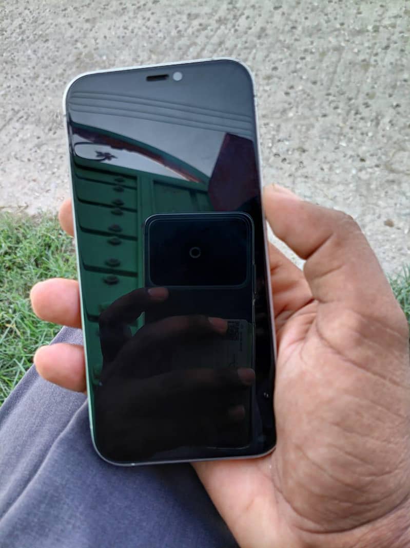 Apple iPhone 12 Pro 3