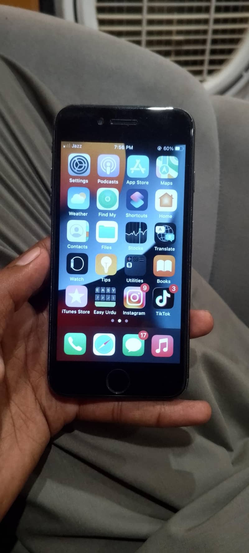 Apple iPhone 7 6