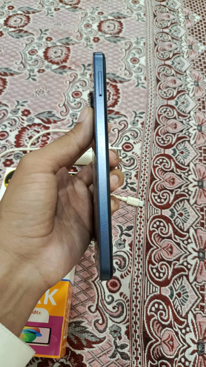 Tecno Spark 20C 3