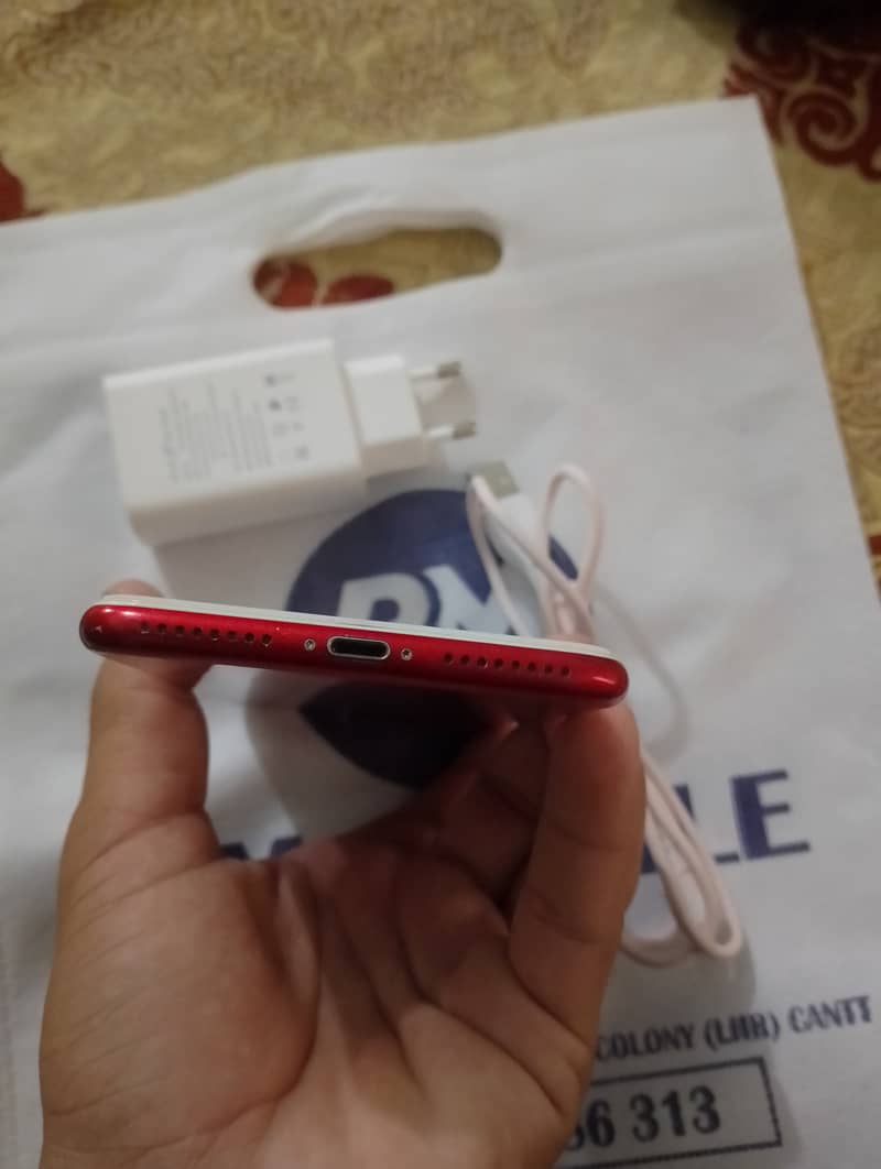 Apple iPhone 7 Plus 5