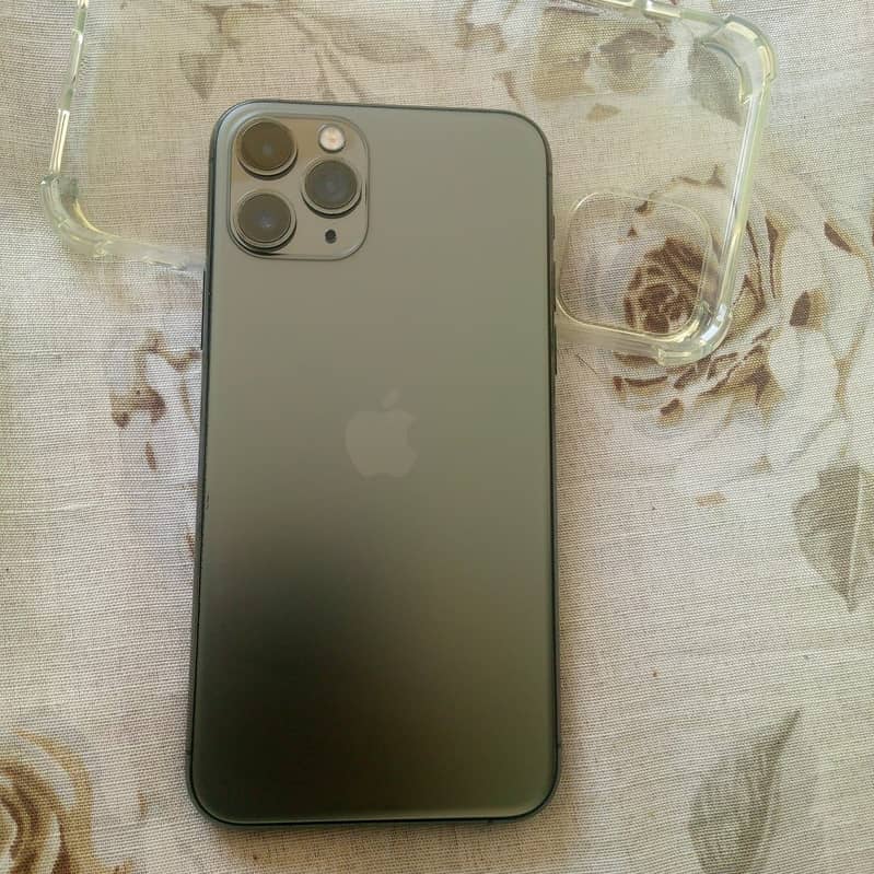 Apple iPhone 11 Pro 1