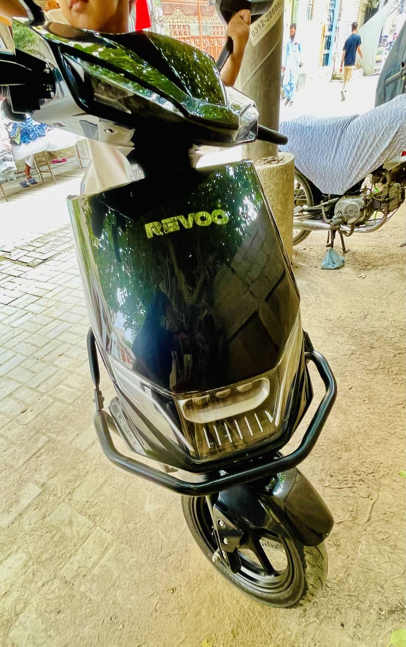 REVOO C32 2