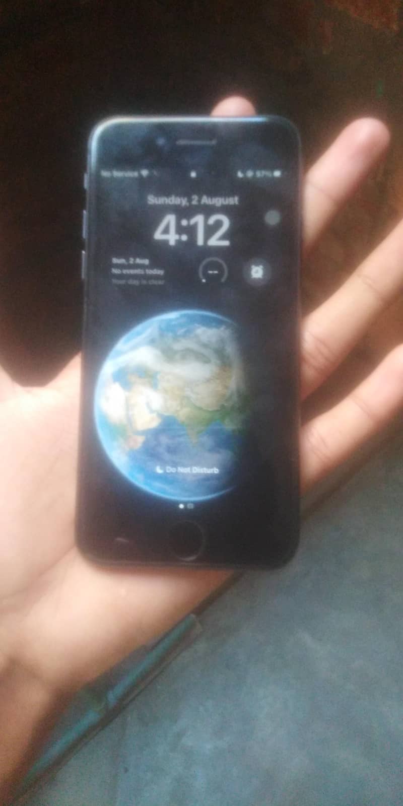 Apple iPhone 8 1