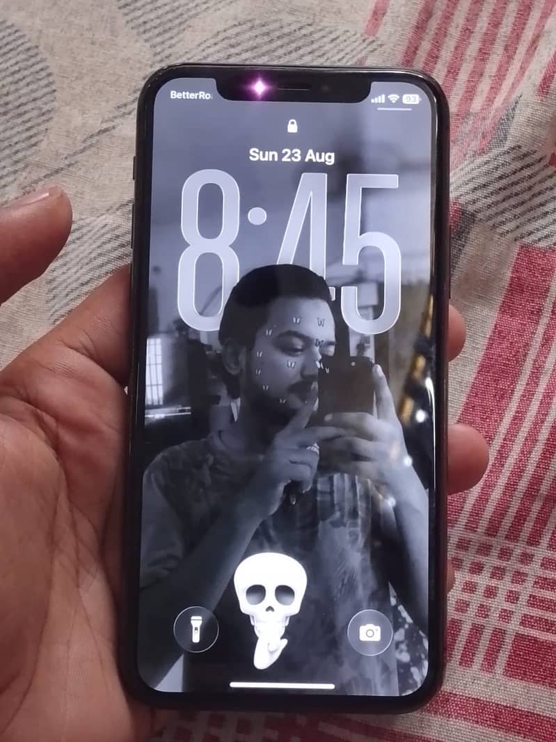 Apple iPhone 11 Pro 1
