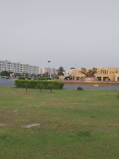 200 Ft Road Facing Green Belt 5 Marla Possession Utility Paid Plot # 1502/19 Olca For Sale