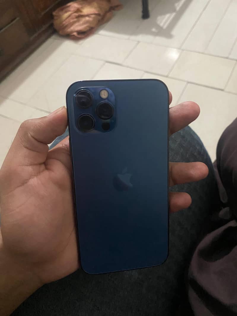 Apple iPhone 14 2