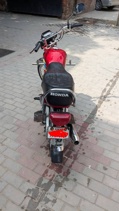 Honda CD 70 2021 model. 100 % geniun