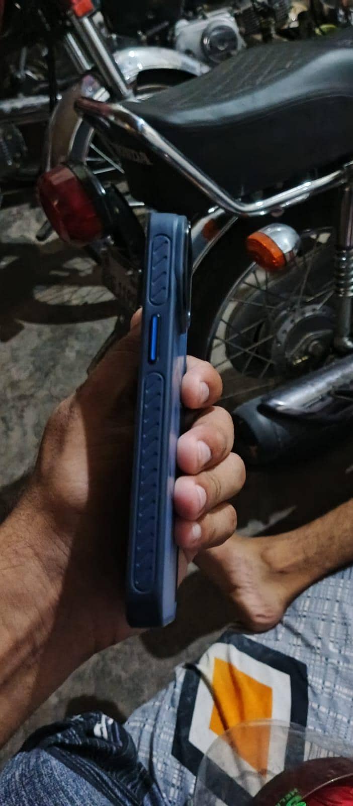 Apple iPhone 13 1