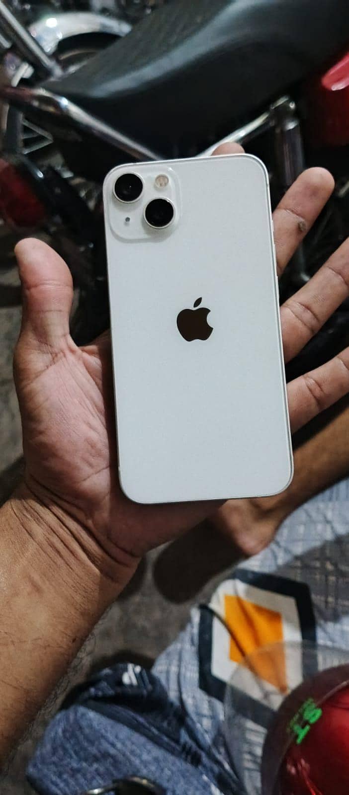 Apple iPhone 13 3